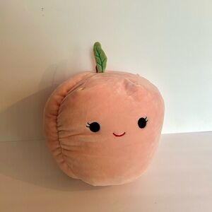 Phyllis The Peach 🍑 Squishmallow 8"